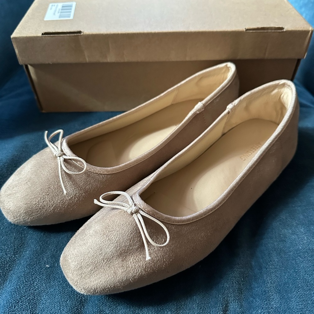 Flats. Brand new